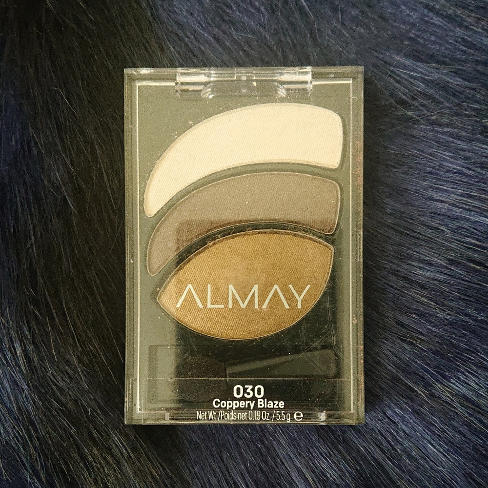 Almay Copery Blaze Eyeshadow Palette